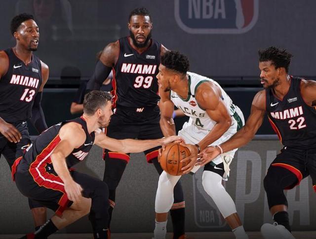  凯尔特人逆转雄鹿锁定东部决赛席位  