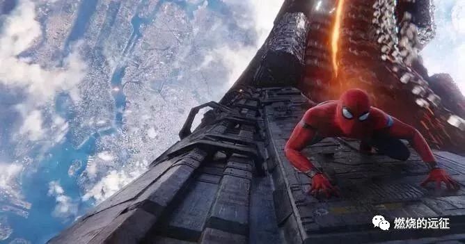 ## 危机四伏：银河战舰遭遇至暗时刻