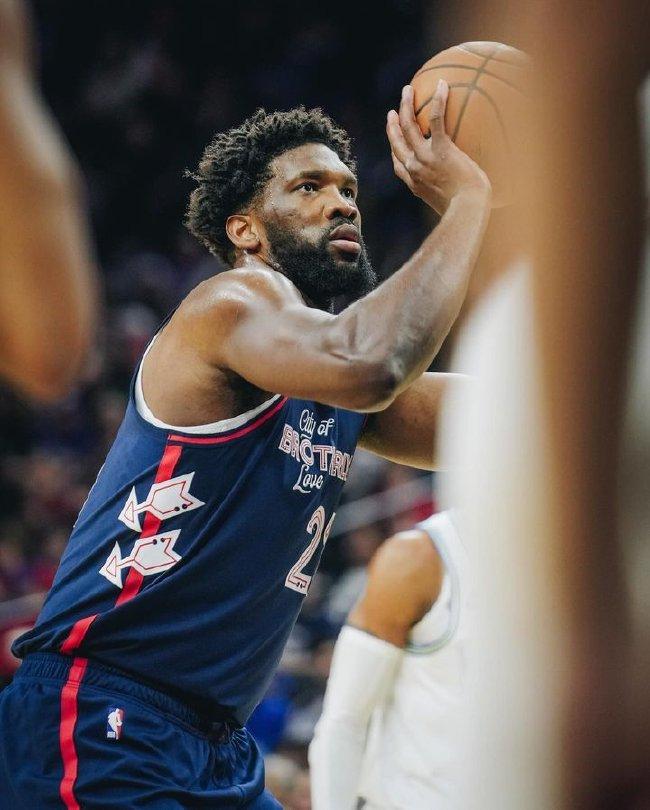  恩比德复出76人力克热火  