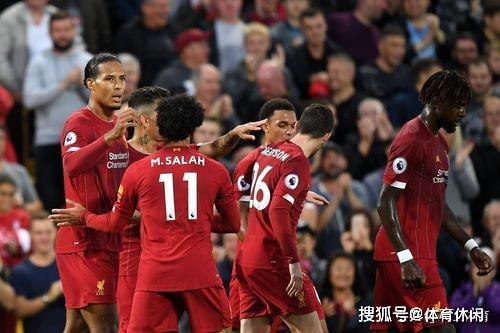  纽卡斯尔联边路突破犀利大胜狼队显实力